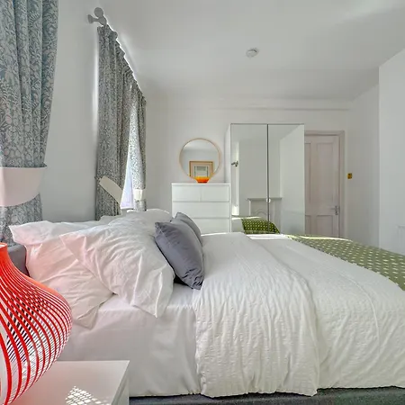 Culross Residences Apartment London