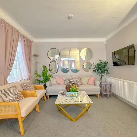 Apartment Culross Residences London