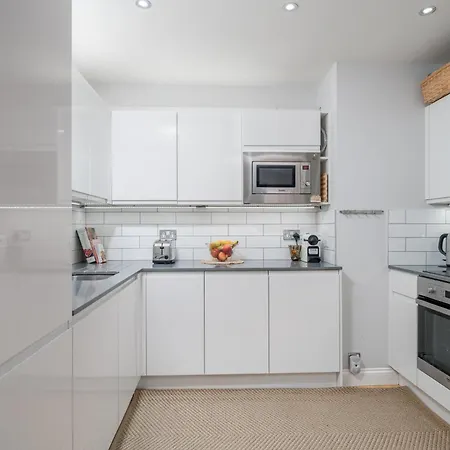 Modern Flat With Workspace Few Mins From Whitechapel Station * London