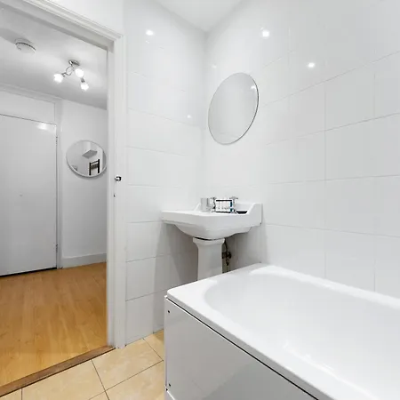 Kensington High Street - Serviced Apartment London