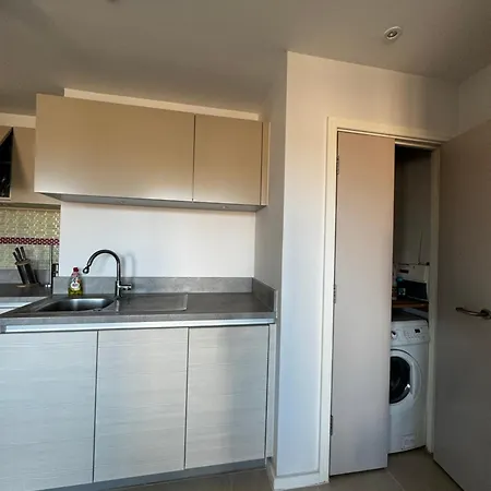 Apartment Entire Flat Custom House *
