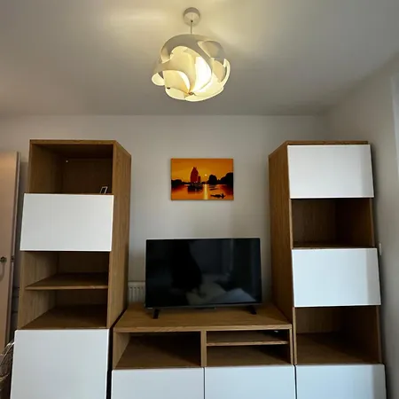 Entire Flat Custom House