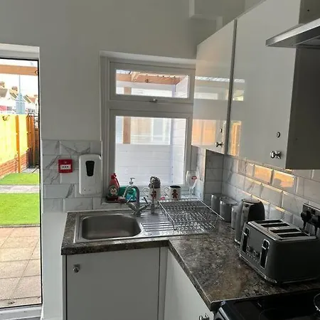 Ashburton House Holiday home *