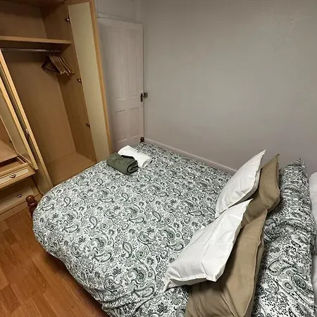 Tks Modern 1bed Flat, 伦敦