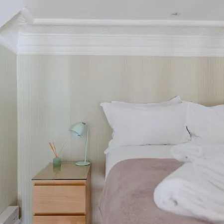 Apartment Charming Mezzanine Heart Of Paddington *