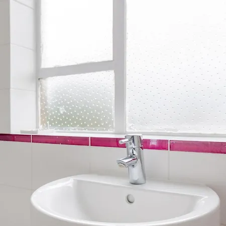 Chic 1bd Loft-style Flat Heart Of North * London