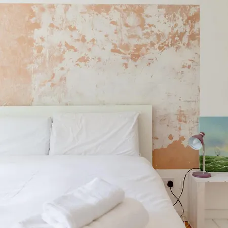 Chic 1bd Loft-style Flat Heart Of North *