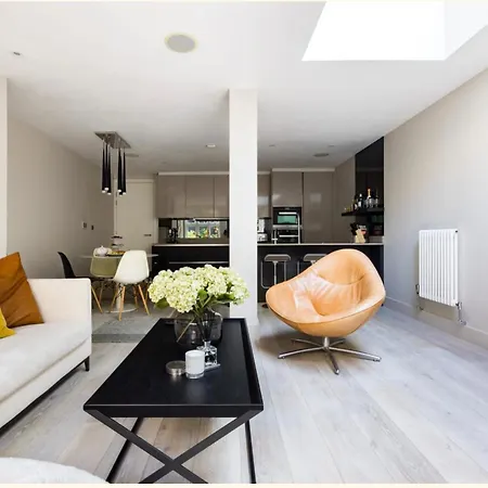 Sweet Hampstead Heath Apartment *
