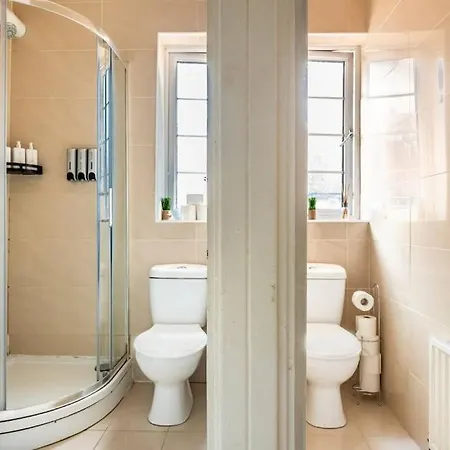 Cosy Double In Limehouse-stephney