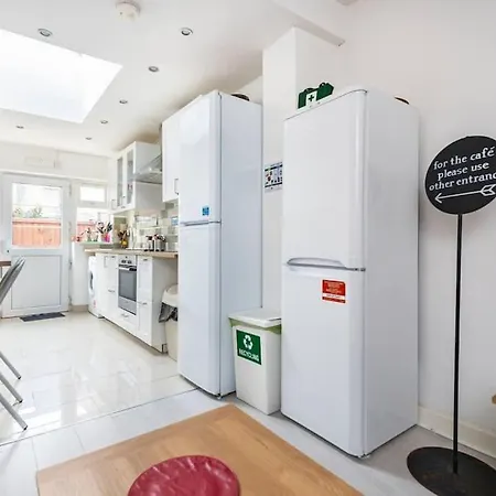 Homestay Cosy Double In Limehouse-stephney *
