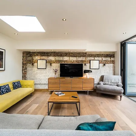 Holiday home Stunning 3bd Flat Shoreditch With Hidden Garden London