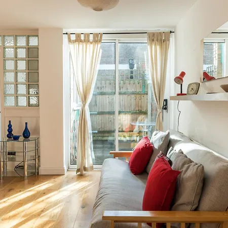 Apartment Super 1bd Garden Flat Islington London