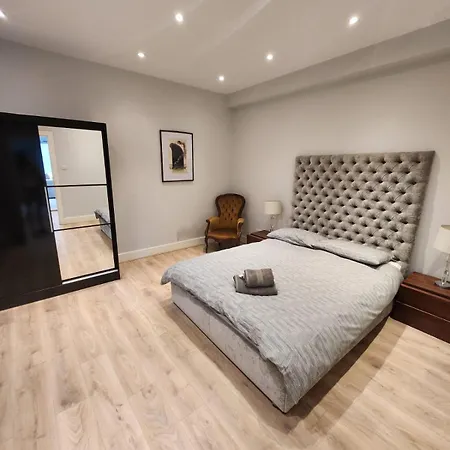 Renovu Premium Homes In Kensington * London