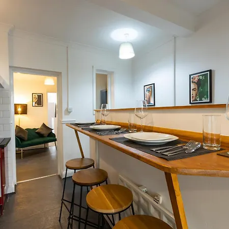 Trendy 2bed Flat Bethnal