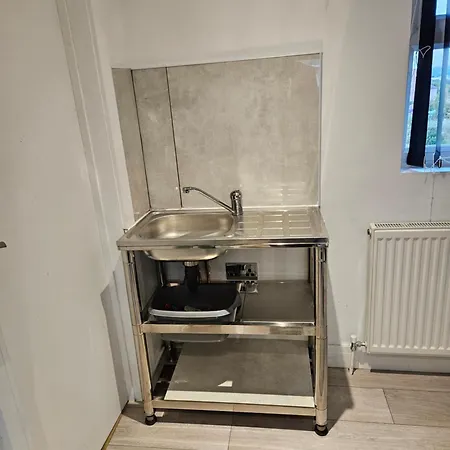 Riverview, Stylish Non Smoking Loft Ensuite 4 Rent *