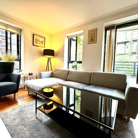 Lovely 2 Bedroom By Wild London