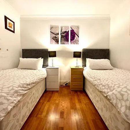 Lovely 2 Bedroom By Wild *
