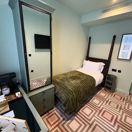 Ellen Kensington Hotel 5*