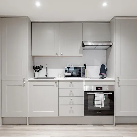 Hyde Park Apartment
