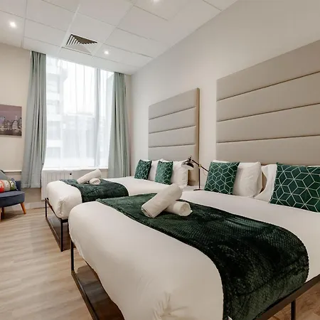 Hyde Park Apartment London