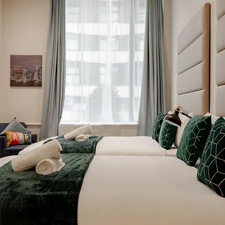 Hyde Park Apartment