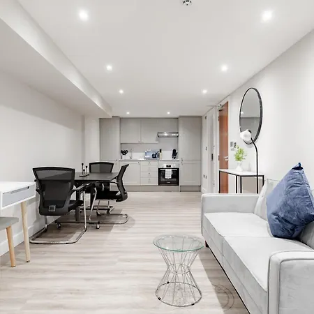 Hyde Park Apartment London