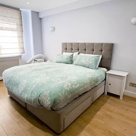 Luxury Flat In Marleybone