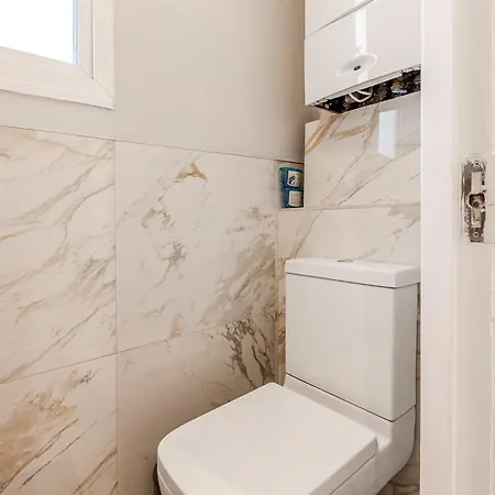 Holiday home Battersea Spacious Perfect For Family And Groups With Free Parking Sleep 8
