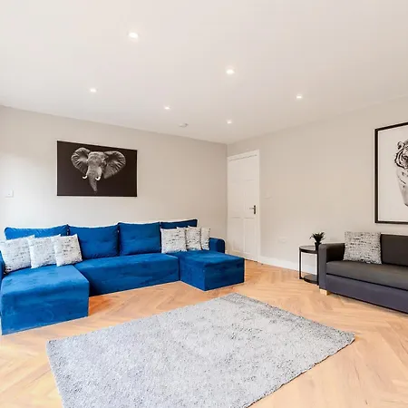 Battersea Spacious Perfect For Family And Groups With Free Parking Sleep 8 London