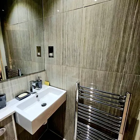 Apartment For Three London