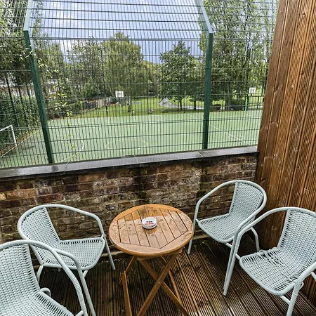 Stylish Modern By Livestay Short Lets & Serviced Nw6