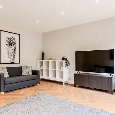 Battersea Spacious Perfect For Family And Groups With Free Parking Sleep 8 *