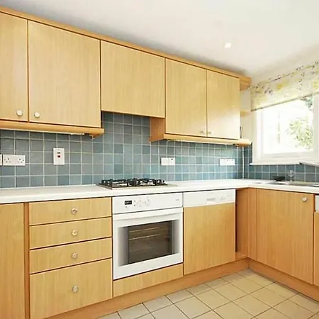 Kensington Two Bedroom House Apartamento