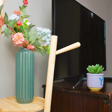 Gorgeous Studio Apartment *