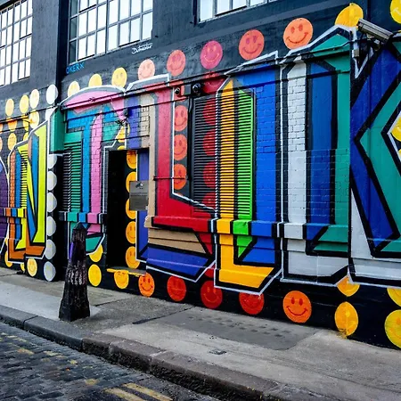 Quirky 3 Bedroom Flat In Shoreditch Apartment London