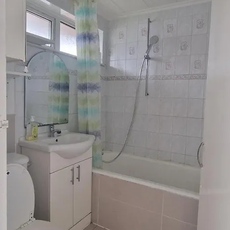 Ritz Place 2 Guest house Northolt (Greater London)