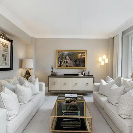 Chelsea Manor Retreat With 2 Bedrooms London