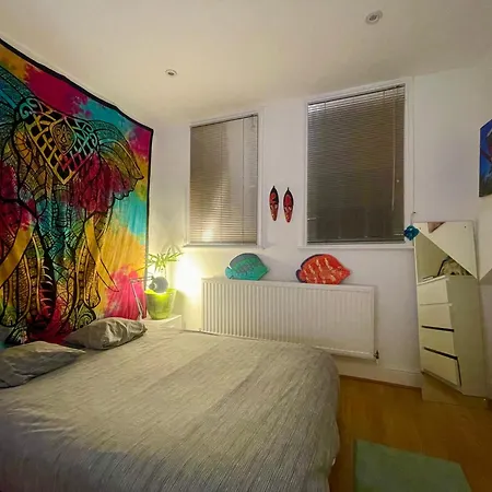 Cozy Close To Camden Market * London