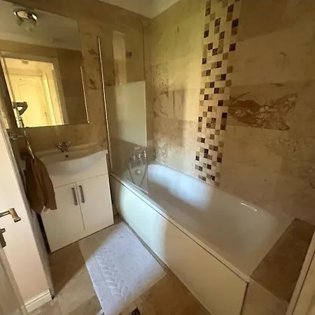 Privatunterkunft Cosy Double In Thamesmead *