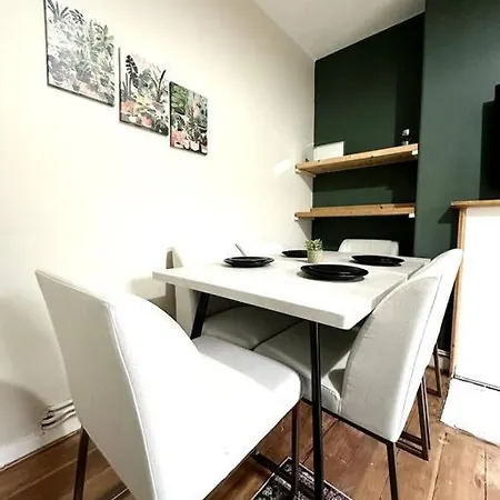 Quirky 3 Bedroom Flat In Shoreditch Apartment London