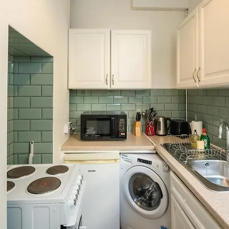 3-bed Near Oxford Street