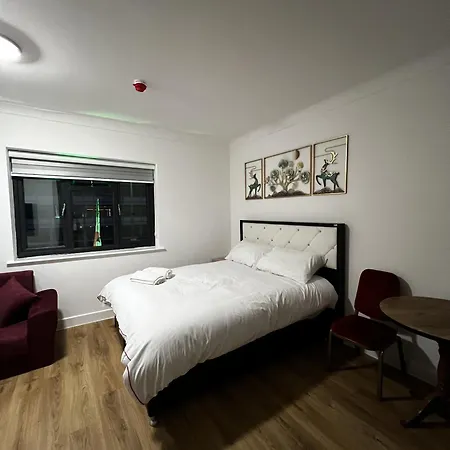 The Barrington 3*