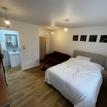 The Barrington Hotel
