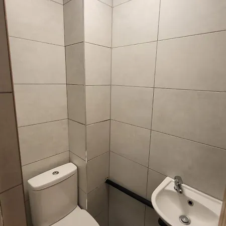 Apartment Flat - Good Access To And More!