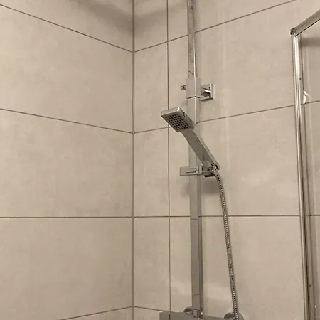 Apartment Flat - Good Access To And More! *