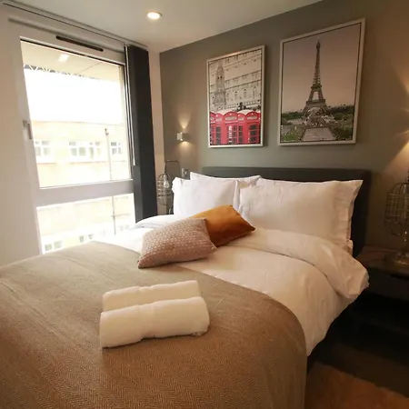 Ft6 Penthouse Homestay *