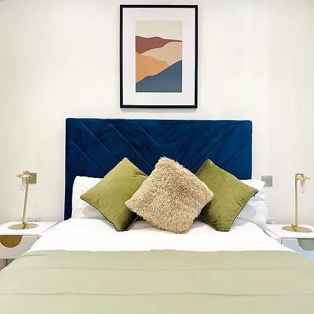 Battersea 2 Bedroom Cosy * London