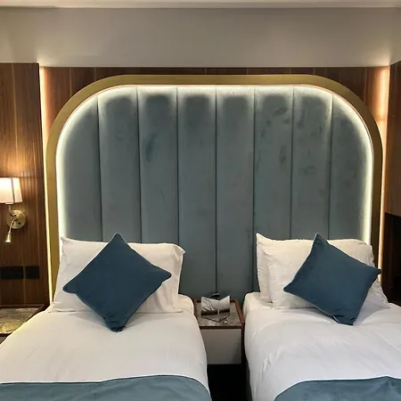 St Mark's - Merit 4* Londýn