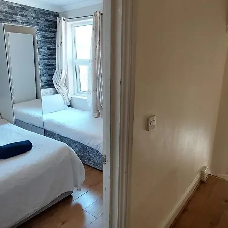 Two Bedroom Flat St Andrews Road London