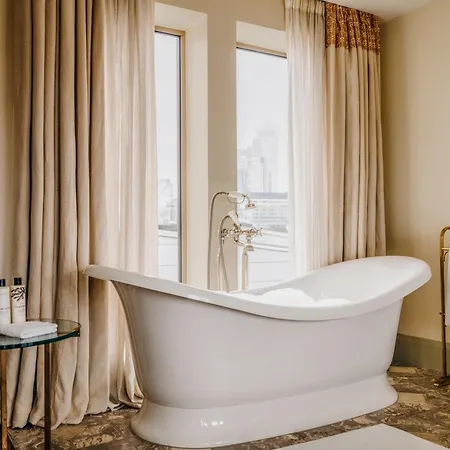 Redchurch Townhouse 5*
